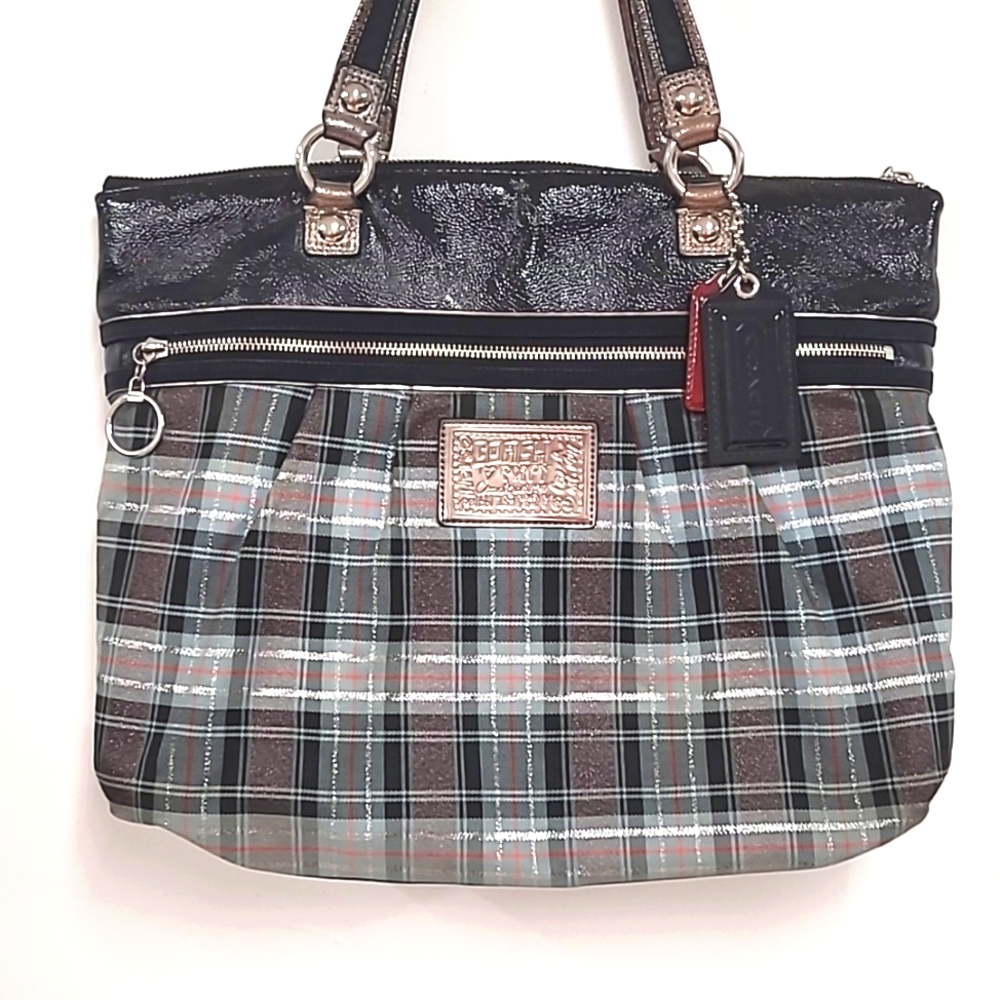 Coach plaid Poppy tote in excellent condition.